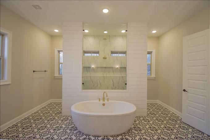 Primary Bathroom Shower - Tivoli 169A Plan