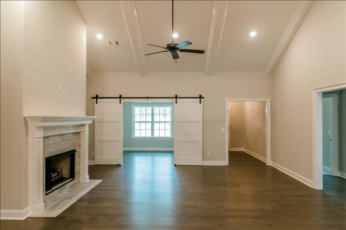 Painted Barn Doors - Tucker 162A Plan